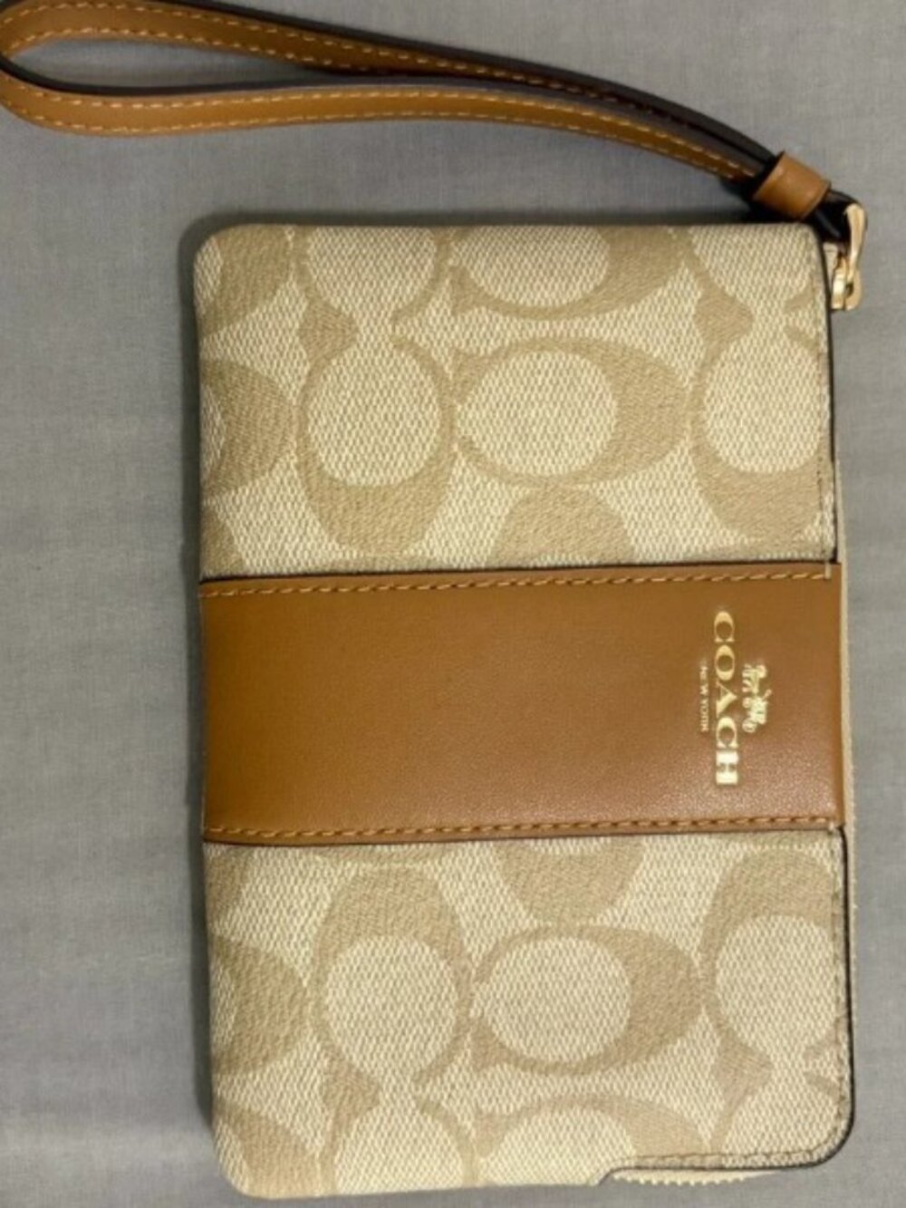 New Coach Tan Signature Canvas Wristlet